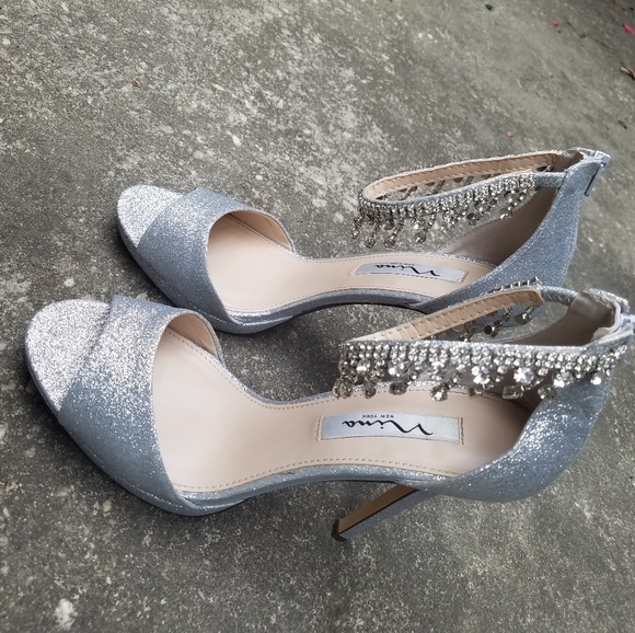 Nina New Yorker Heels - Picture 3 of 3